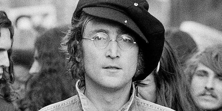 UN DÍA COMO HOY FALLECE JOHN LENNON