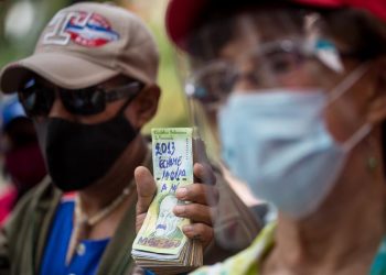 VENEZUELA VUELVE A LAS URNAS HUNDIDA EN LA POBREZA EXTREMA