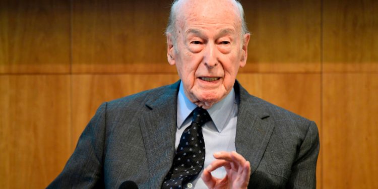 FALLECE POR CORONAVIRUS EL EXPRESIDENTE FRANCÉS VALÉRY GISCARD D’ESTAING