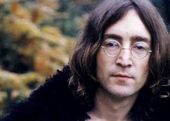 UN DÍA COMO HOY NACE JOHN LENNON