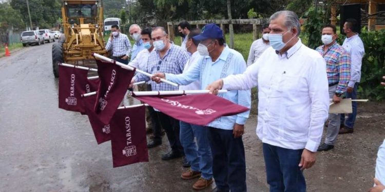 INICIA RESCATE DE CARRETERA PARAÍSO-LAS FLORES; ‘2021 SERÁ EL AÑO DE LA CONSOLIDACIÓN’: ADÁN AUGUSTO