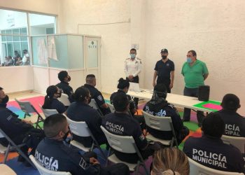 BUSCA GOBIERNO DE ISLA MUJERES FORTALECER LAS HERRAMIENTAS DE LA POLICÍA MUNICIPAL EN MATERIA DE SUS DERECHOS Y DEBERES