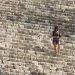 MUJER VIOLA NORMAS DE SEGURIDAD Y SUBE A LA PIRÁMIDE DE CHICHÉN ITZÁ