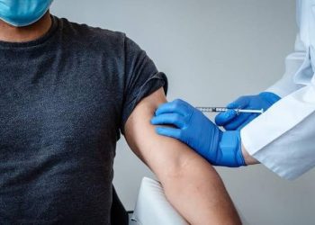 COFEPRIS LANZA ADVERTENCIA POR FRAUDE DE VACUNAS COVID-19