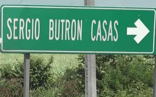 ENFRENTAMIENTO ENTRE POLICÍAS Y DELINCUENTES EN LA COMUNIDAD DE SERGIO BUTRÓN CASAS