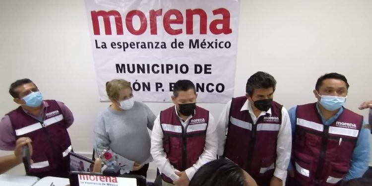 PRESENTAN BLOQUE DEL SUR DE APOYO PARA ASPIRANTE DE MORENA A OTHÓN P. BLANCO