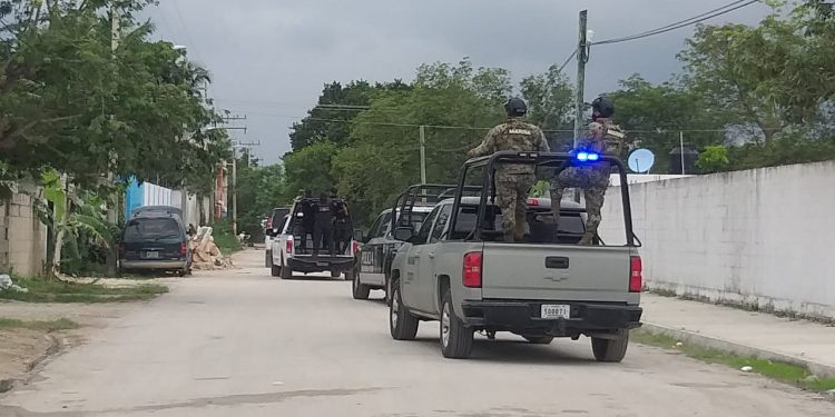 CORPORACIONES DE SEGURIDAD REALIZAN REVISIONES DE MOTOS EN ALFREDO V. BONFIL