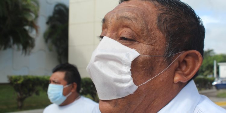 VAN DIGNATARIOS MAYAS POR REGIDURÍAS EN EL CABILDO DE FCP