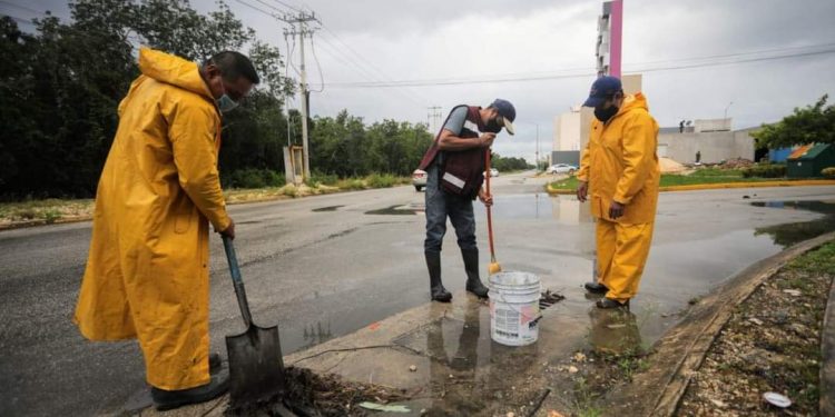 GOBIERNO MUNICIPAL REALIZA TRABAJOS PREVENTIVOS POR LLUVIAS