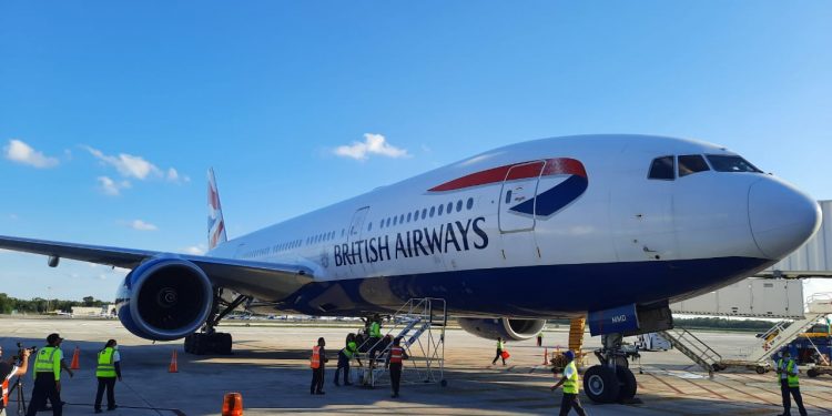 PROGRAMAN 372 OPERACIONES TOTALES EN AEROPUERTO DE CANCÚN