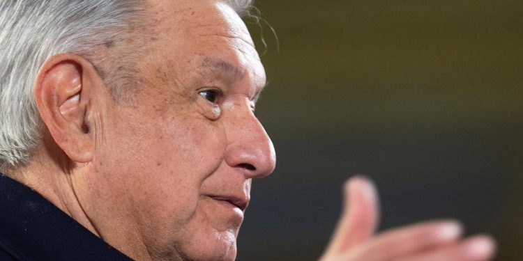 PRIMERA GIRA DE AMLO EN 2021 SERÁ A MICHOACÁN Y COLIMA