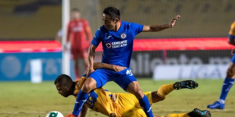 BACA CREE QUE SI CRUZ AZUL NO ES CAMPEÓN, VARIOS DEBEN ABANDONAR EL EQUIPO