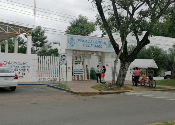 CON AMENAZAS DE MUERTE CORREN A MINISTERIALES EN PLANTÓN