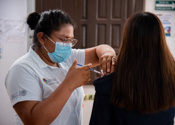 SE ELEVA A 374 MIL 221 EL NÚMERO DE PERSONAS VACUNADAS CONTRA LA INFLUENZA