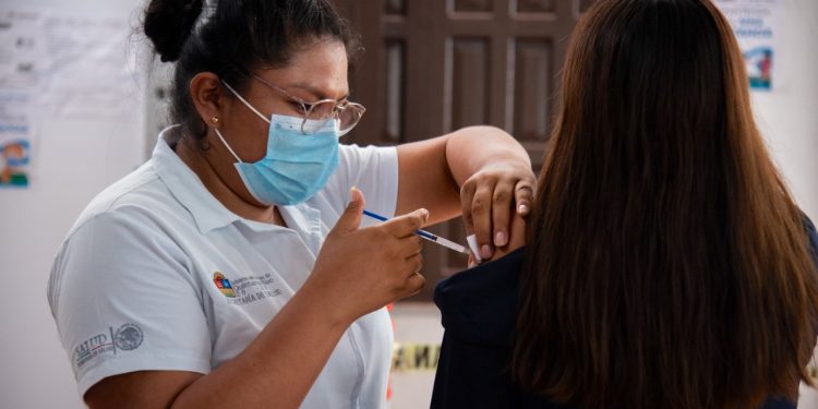 SE ELEVA A 374 MIL 221 EL NÚMERO DE PERSONAS VACUNADAS CONTRA LA INFLUENZA