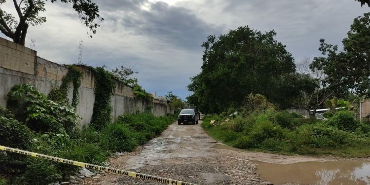 HALLAN CADÁVER EN EL INTERIOR DE UNA MALETA TIRADA EN LA VÍA PÚBLICA EN CANCÚN