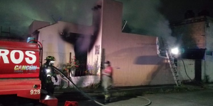 SE REGISTRA INCENDIO LA MADRUGADA DE ESTE MARTES