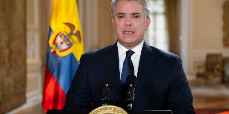 COLOMBIA COMENZARÁ A VACUNAR MASIVAMENTE CONTRA LA COVID-19 EL 20 DE FEBRERO