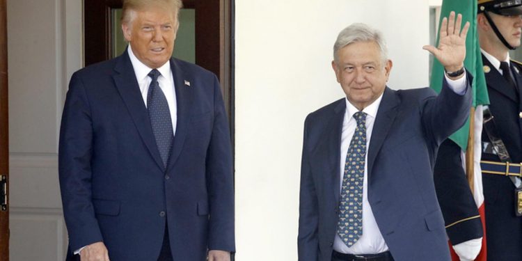 LÓPEZ OBRADOR CRITICA A TWITTER Y FACEBOOK POR «CENSURAR» A TRUMP