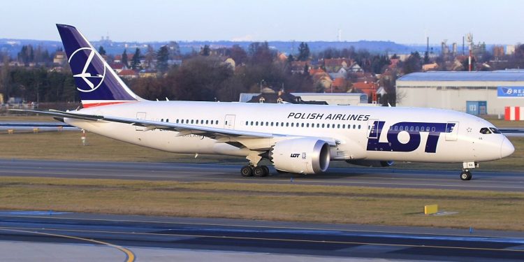 REANUDA LOT POLISH CONEXIÓN VARSOVIA-CANCÚN