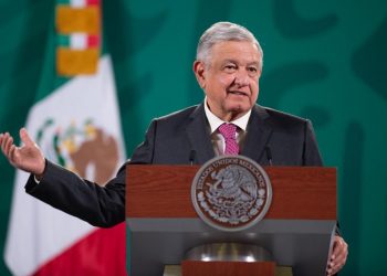 INICIA LA JORNADA DE VACUNACIÓN MASIVA A TRABAJADORES DEL SECTOR SALUD.