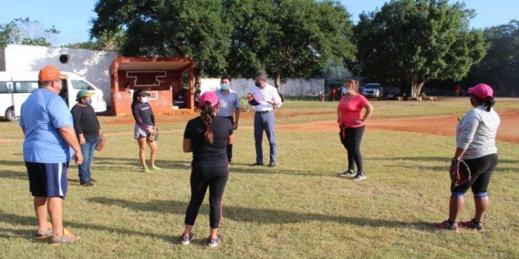 PROMUEVE IDEY EL DEPORTE PARA MUJERES DE OPICHÉN