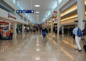 ANUNCIA AEROPUERTO 322 OPERACIONES PARA HOY