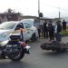 MOTOCICLISTA SE “ESTAMPA” CONTRA UN TAXI
