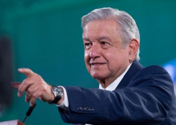 COMIENZA LA VACUNACIÓN AL PERSONAL MÉDICO DE INSTITUCIONES PRIVADAS