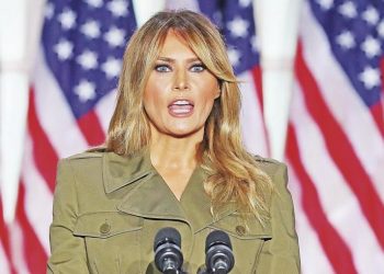 MELANIA TRUMP SE DESPIDE INSTANDO «A ESCOGER EL AMOR SOBRE EL ODIO»