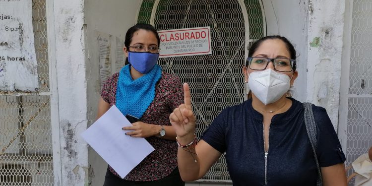 CLAUSURAN CDHEQROO Y AMENAZAN CON JUICIO POLÍTICO A TOH EUÁN