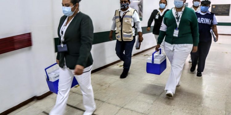 INICIA ETAPA DE VACUNACIÓN CONTRA COVID-19 EN BENITO JUÁREZ