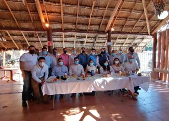 ROMPEN PANISTAS MEDIDAS DE SALUD Y SE REÚNEN PARA PARTIR “ROSCA DE REYES”