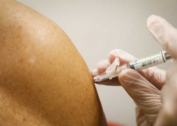 COFEPRIS ALERTA POR VENTA ILEGAL DE VACUNA CONTRA COVID-19