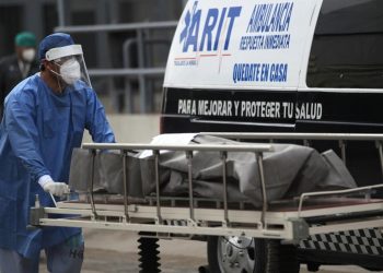 MÉXICO ERRÓ ESTRATEGIA DE COVID-19 PERO SE NIEGA A RECTIFICAR, DICE EXPERTA