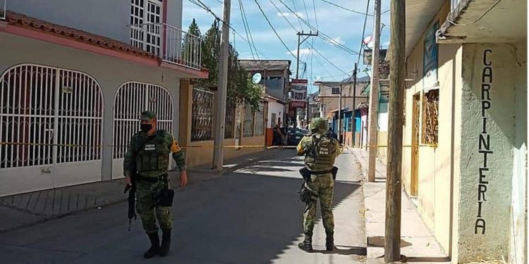 ASESINAN A SEIS PERSONAS EN LAVADERO DE COCHES EN GUERRERO