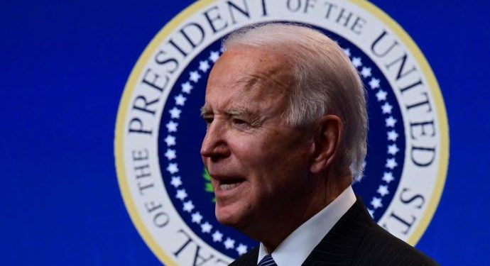 BIDEN HABLA CON PUTIN SOBRE LA EXTENSIÓN DEL ACUERDO NUCLEAR NUEVO START, UCRANIA Y NAVALNI