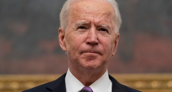 BIDEN RESTRINGIRÁ VIAJES DESDE BRASIL, REINO UNIDO E INCLUIRÁ SUDÁFRICA