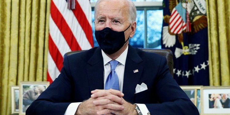 BIDEN REVOCA EL VETO DE TRUMP A LOS TRANSGÉNERO EN LAS FUERZAS ARMADAS DE EE.UU.
