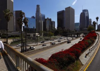 CALIFORNIA LEVANTA LA ORDEN DE CONFINAMIENTO TOTAL TRAS SIETE SEMANAS