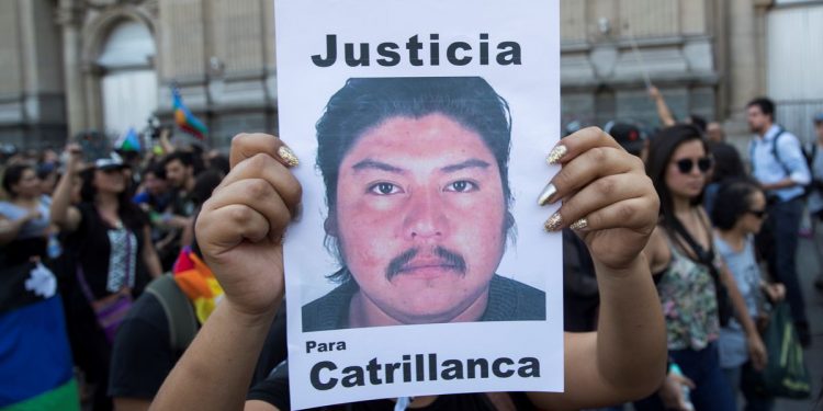 CONDENAN A SIETE EXPOLICÍAS CHILENOS POR EMBLEMÁTICO ASESINATO DE JOVEN MAPUCHE