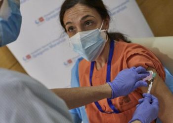 CONTINÚA PROCESO DE VACUNACIÓN CONTRA EL COVI-19
