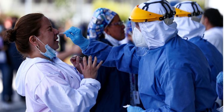 ECUADOR CONFIRMA EL PRIMER CASO DE LA VARIANTE BRITÁNICA DEL CORONAVIRUS