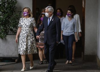 EL PRESIDENTE DE CHILE Y LA PRIMERA DAMA, EN CUARENTENA POR CONTACTO CON UN POSITIVO DE COVID-19
