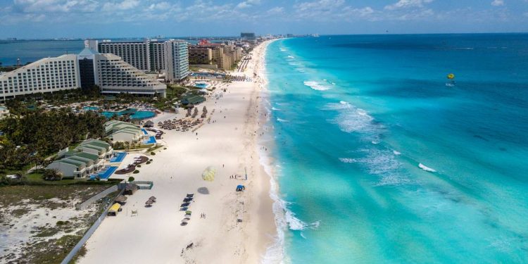 EL TURISMO INTERNACIONAL EN MÉXICO CAYÓ UN 45,6 % INTERANUAL EN NOVIEMBRE