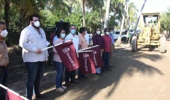 INICIA REPARACIÓN DE CAMINO EN COMALCALCO; CUMPLE COMPROMISO ADÁN AUGUSTO