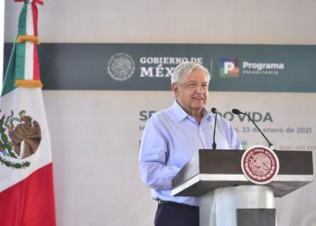 MÉXICO CRECERÁ DE 4 A 5 POR CIENTO EN 2021, INFORMA PRESIDENTE LÓPEZ OBRADOR EN MOCTEZUMA