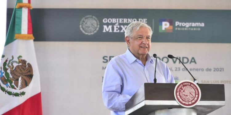 MÉXICO CRECERÁ DE 4 A 5 POR CIENTO EN 2021, INFORMA PRESIDENTE LÓPEZ OBRADOR EN MOCTEZUMA