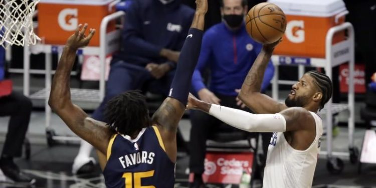 JAZZ, PRIMER EQUIPO CON SEIS TRIUNFOS SEGUIDOS