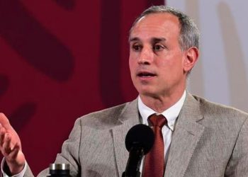LÓPEZ-GATELL CONVERSA CON FUNCIONARIOS RUSOS SOBRE VACUNA SPUTNIK V